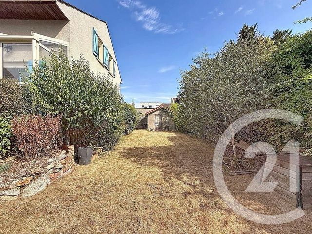 maison à vendre - 5 pièces - 111.0 m2 - MONTFERMEIL - 93 - ILE-DE-FRANCE - Century 21 Coeur De Ville
