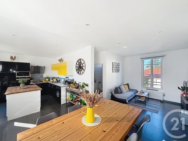 maison à vendre - 5 pièces - 140.0 m2 - MONTFERMEIL - 93 - ILE-DE-FRANCE - Century 21 Coeur De Ville