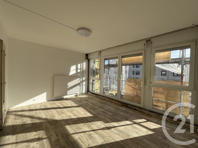 Appartement F3 à vendre - 3 pièces - 69.95 m2 - CLICHY SOUS BOIS - 93 - ILE-DE-FRANCE - Century 21 Coeur De Ville