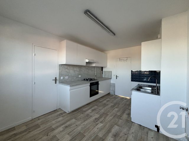 Appartement F3 à vendre - 3 pièces - 69.95 m2 - CLICHY SOUS BOIS - 93 - ILE-DE-FRANCE - Century 21 Coeur De Ville