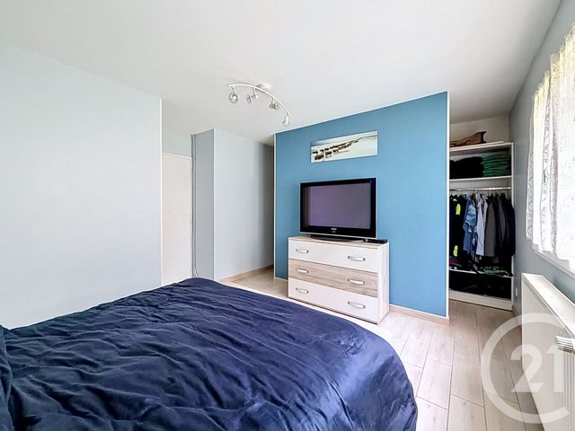 maison à vendre - 7 pièces - 152.21 m2 - CHELLES - 77 - ILE-DE-FRANCE - Century 21 Coeur De Ville