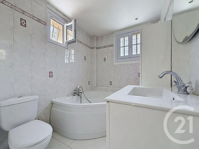 maison à vendre - 7 pièces - 111.3 m2 - MONTFERMEIL - 93 - ILE-DE-FRANCE - Century 21 Coeur De Ville