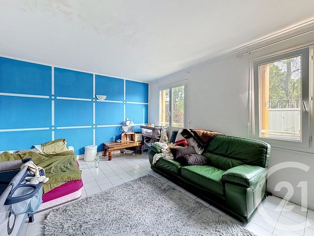 Appartement F3 à vendre - 3 pièces - 48.89 m2 - CLICHY SOUS BOIS - 93 - ILE-DE-FRANCE - Century 21 Coeur De Ville