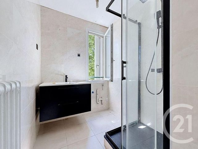 Appartement F4 à vendre - 4 pièces - 58.4 m2 - CLICHY SOUS BOIS - 93 - ILE-DE-FRANCE - Century 21 Coeur De Ville