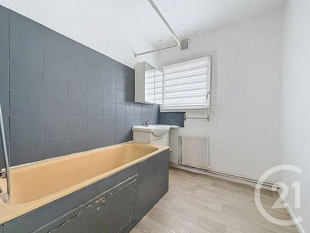Appartement F3 à vendre - 3 pièces - 53.0 m2 - CLICHY SOUS BOIS - 93 - ILE-DE-FRANCE - Century 21 Coeur De Ville
