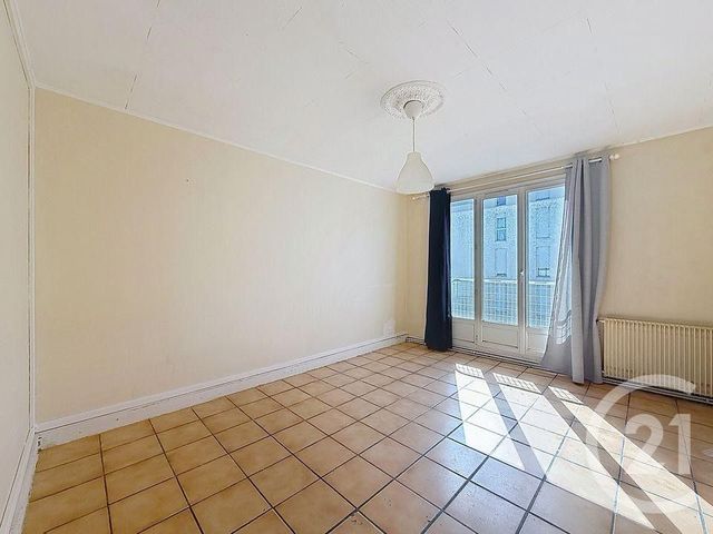 Appartement F4 à vendre - 4 pièces - 62.11 m2 - CLICHY SOUS BOIS - 93 - ILE-DE-FRANCE - Century 21 Coeur De Ville