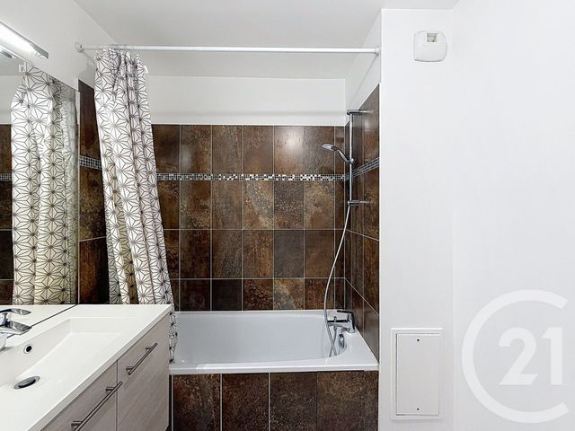 Appartement F3 à vendre - 3 pièces - 54.56 m2 - GAGNY - 93 - ILE-DE-FRANCE - Century 21 Coeur De Ville