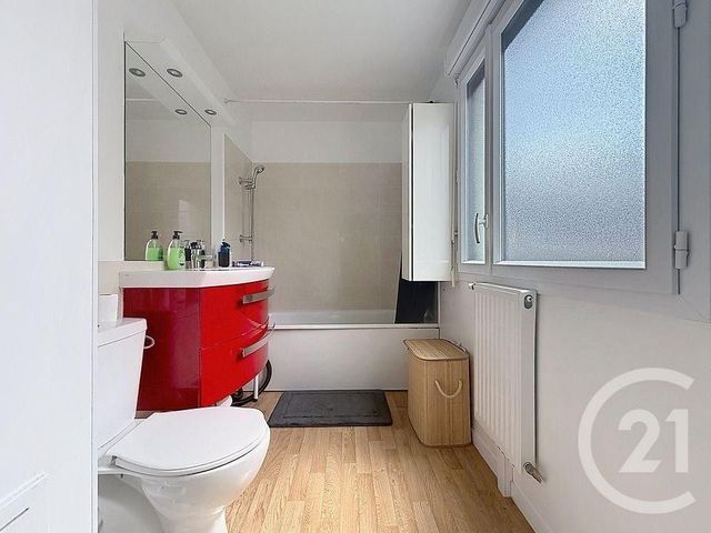 Appartement à vendre - 2 pièces - 42.0 m2 - MONTFERMEIL - 93 - ILE-DE-FRANCE - Century 21 Coeur De Ville