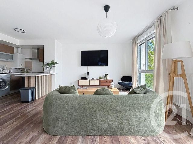 Appartement à vendre - 2 pièces - 42.0 m2 - MONTFERMEIL - 93 - ILE-DE-FRANCE - Century 21 Coeur De Ville