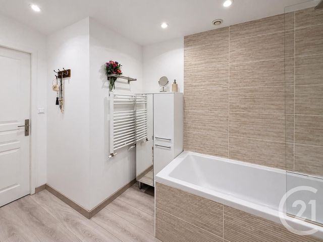 maison à vendre - 4 pièces - 107.6 m2 - MONTFERMEIL - 93 - ILE-DE-FRANCE - Century 21 Coeur De Ville