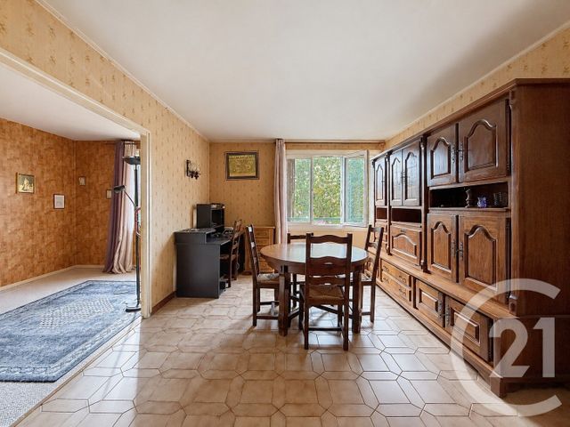 Appartement F3 à vendre - 3 pièces - 50.47 m2 - CLICHY SOUS BOIS - 93 - ILE-DE-FRANCE - Century 21 Coeur De Ville
